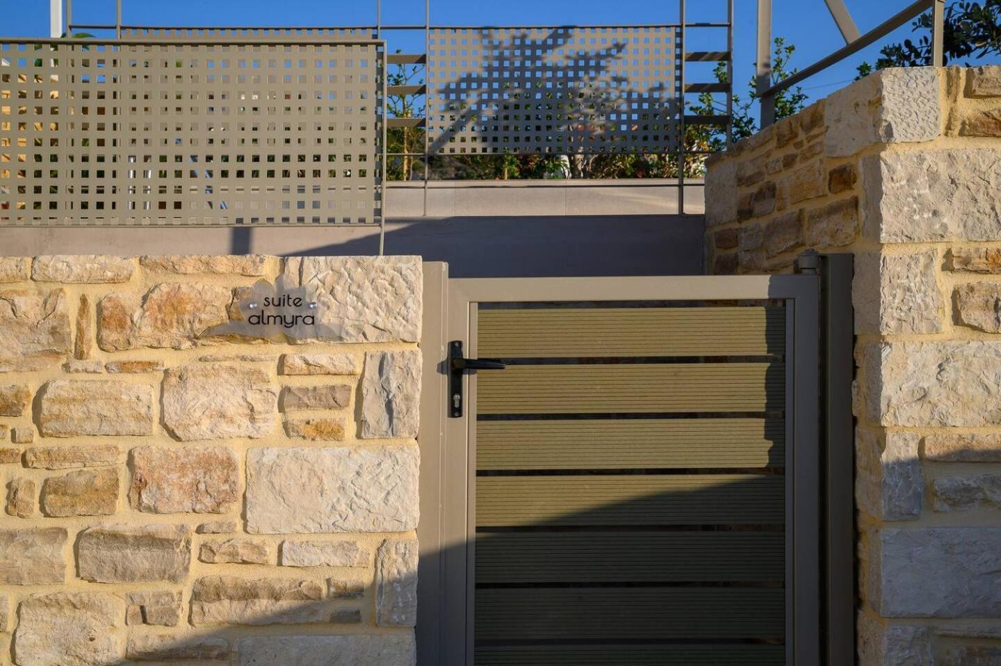Ammokrinos Luxury Homes,150M From The Beach カラマキ エクステリア 写真